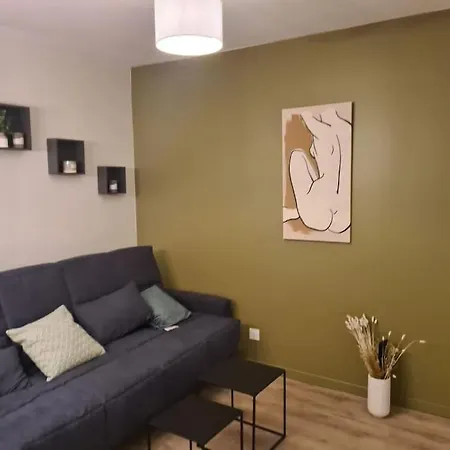 17eme דירה